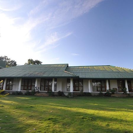 Bed and Breakfast Jungle Tide Канді Екстер'єр фото