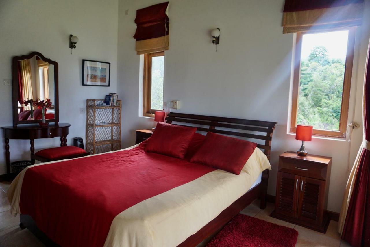 Bed and Breakfast Jungle Tide Канді Екстер'єр фото